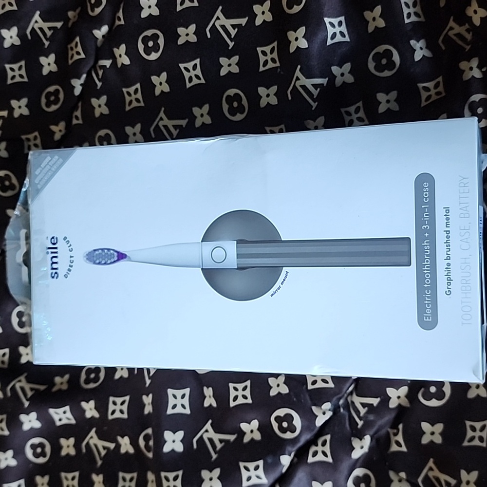 Electric toothbrush.